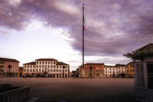 La poesia nella canzone d’autore italiana: parole, luoghi e voci