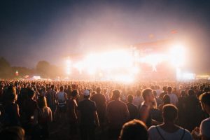 Festival italiani: storia, luoghi e trasformazioni della musica dal vivo