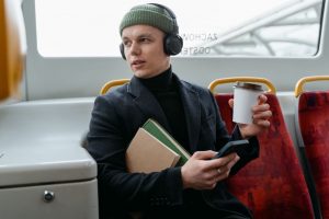 Velocità mobile nei siti musicali: cosa rallenta la lettura e come intervenire